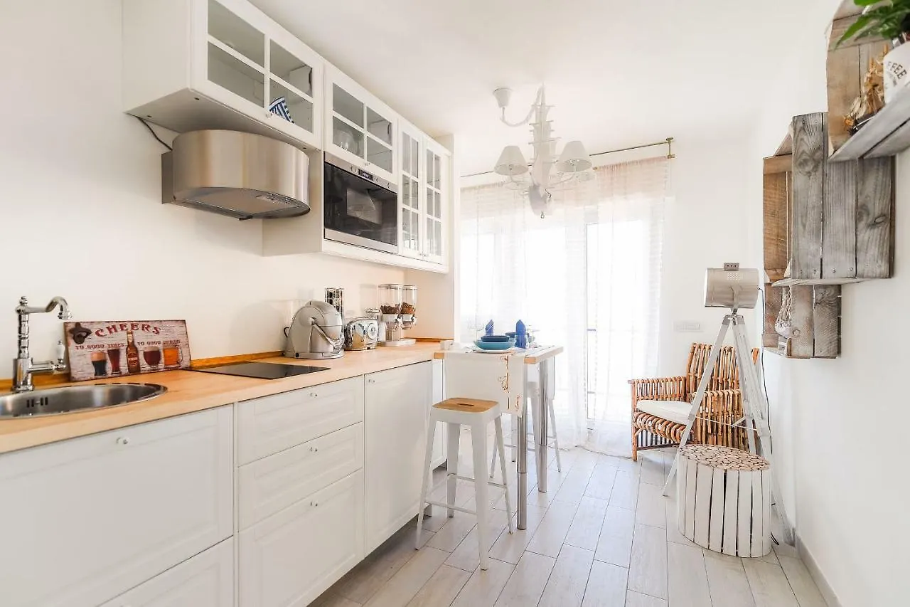 Ül Laghèe Blevio Apartments